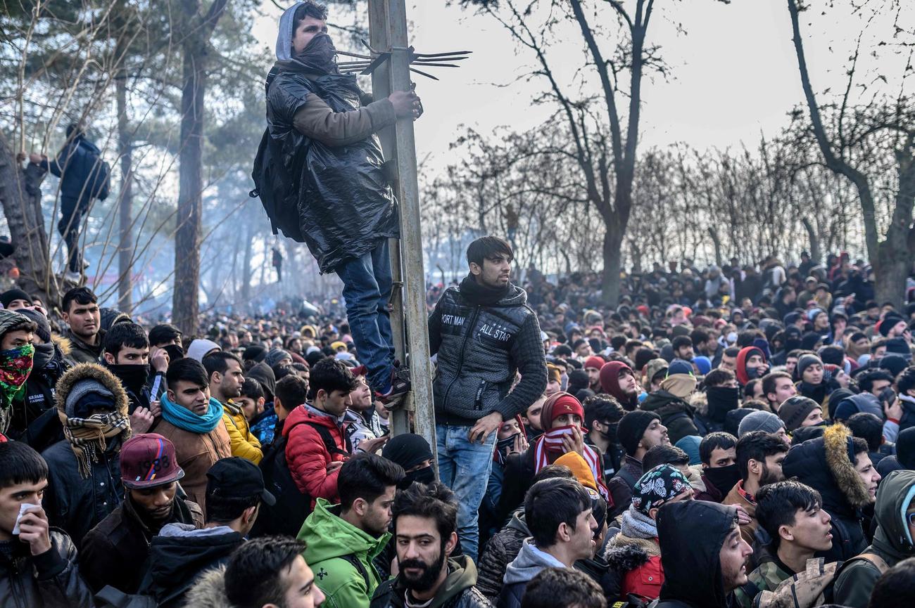 Profughi siriani al confine Grecia-TUrchia