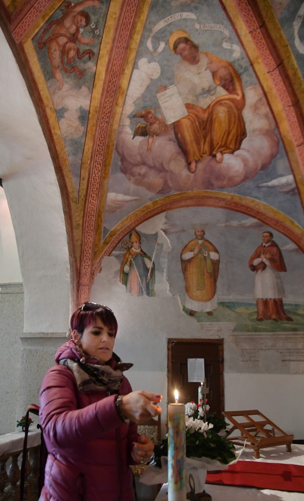 Anche i servizi durante la liturgia hanno sempre un riferimento diretto alla Parola (foto Zotta)