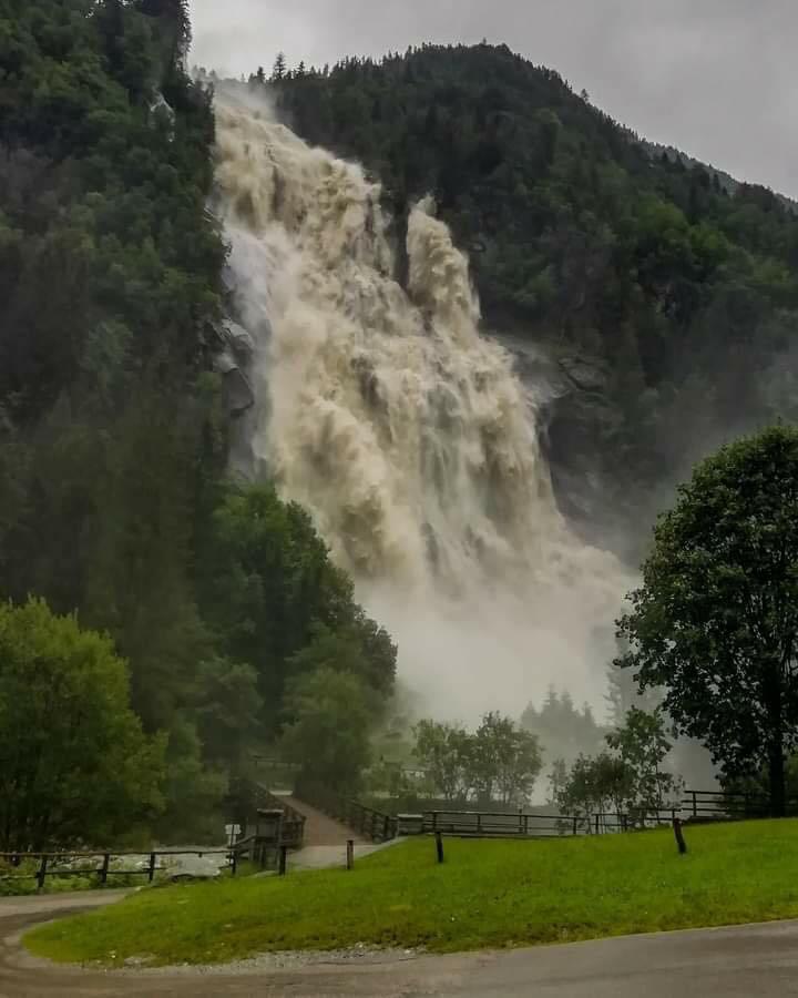 Maltempo In Val Genova Strade Chiuse E Frane Vita Trentina