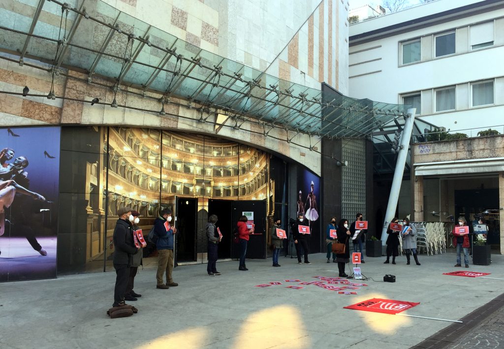 Manifestazione dei lavoratori dello spettacolo in Trentino