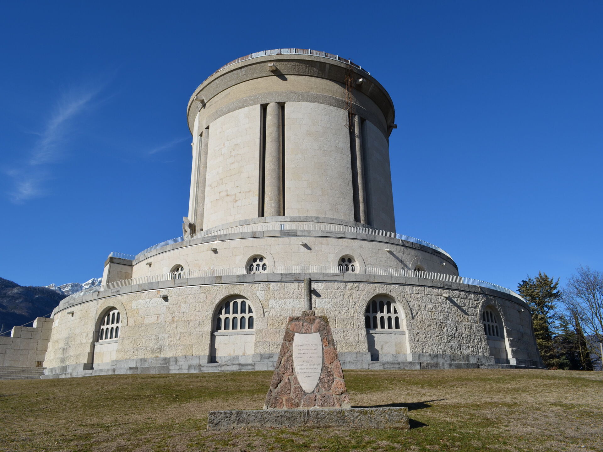 il Sacrario Militare di Castel Dante, a Rovereto